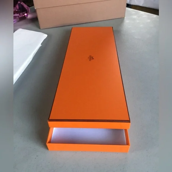 HERMES EMPTY BOX WITH ONE TISSUE SHEET NO LOGO SMALL CARD LOGO PRINTED ENVELOPE - Picture 6 of 14